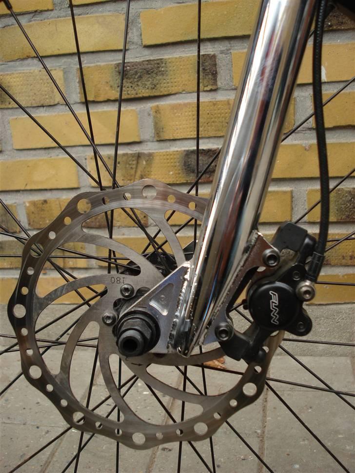 Black Market  Contraband billede 5