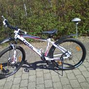 Trek 6300 Disc E 09