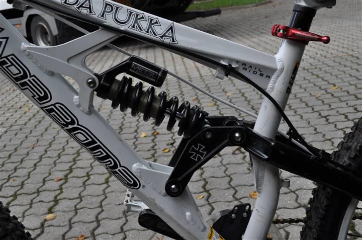 Da Bomb Da Pukka "SOLGT" billede 8