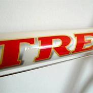 Trek 5500 US