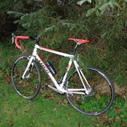 Trek 1.2