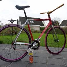 Vitus Razor
