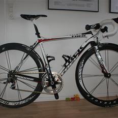 Trek Madone 6,9 project one