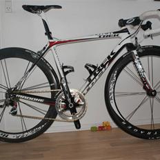 Trek Madone 6,9 project one