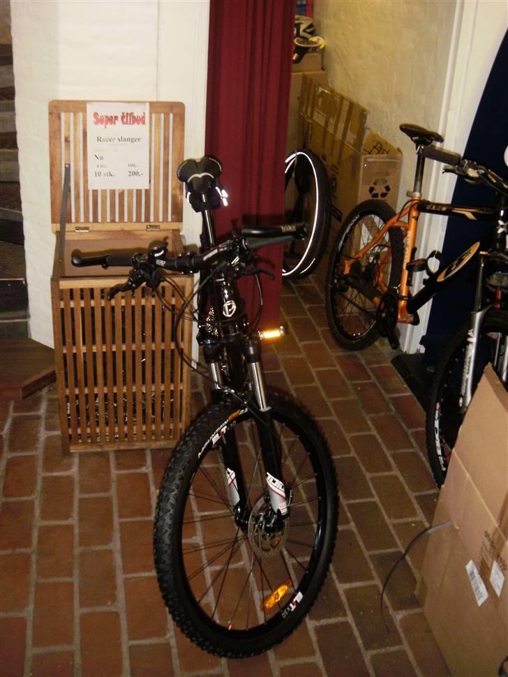 Principia MXCe Stjålet - Hos forhandleren billede 1