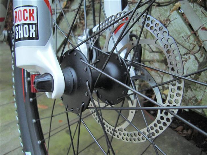 Cube             LTD Team 2010 billede 4