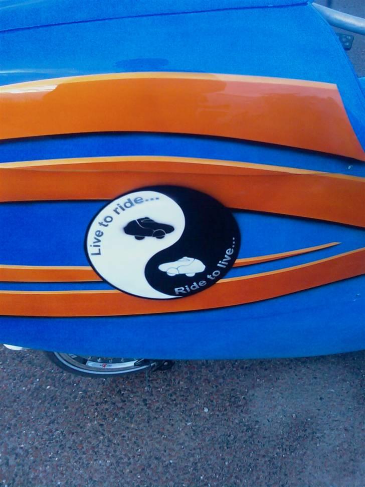 Universal Leitra Sport - Logo: "Live to ride, Ride to live" billede 12