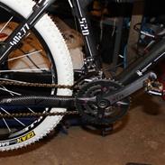 Pronghorn Racing  PR6-SW carbon ( tidl cykel )