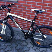 Trek 6000 Disc E (Razer's)