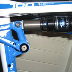Cube AMS Pro R1 mag