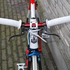 No-Name Nelson HE9001 Track frame