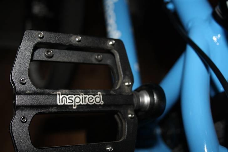 Inspired 4Play TEAM - Inspired pedaler med rigtigt godt greb billede 11