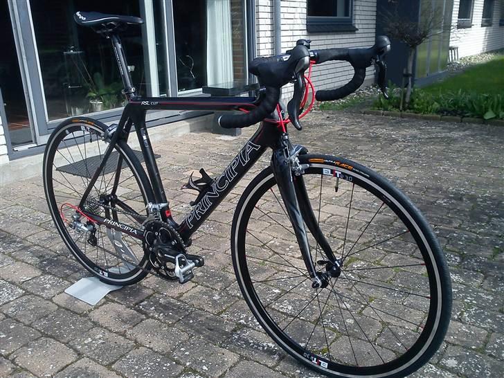 Principia RSL C12T 2010 - Weaved full monocoque carbon ramme med 12 tons trækkraft. billede 2
