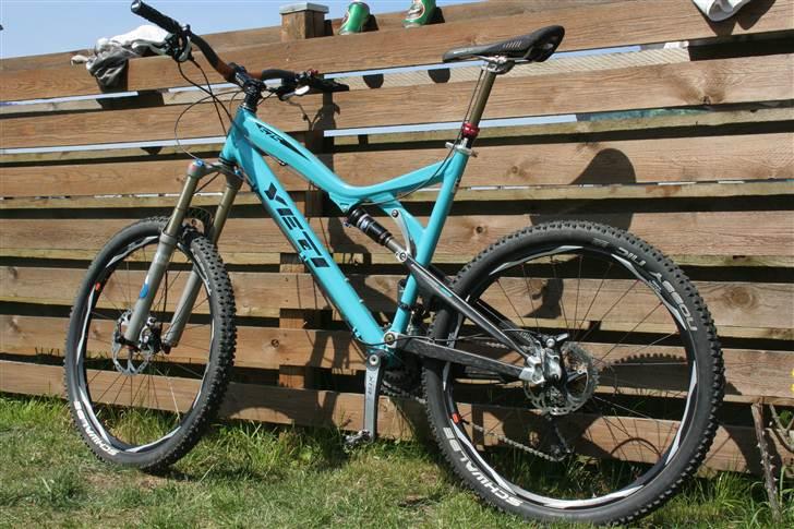 Yeti 575 billede 1