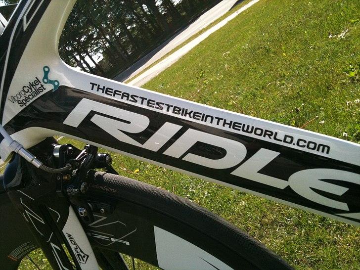 Ridley Dean  billede 13