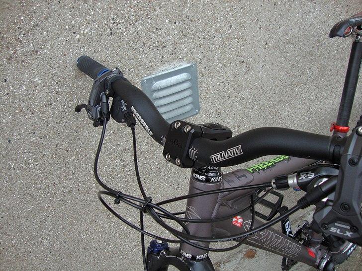 Santa Cruz Blur 4x (solgt) billede 3