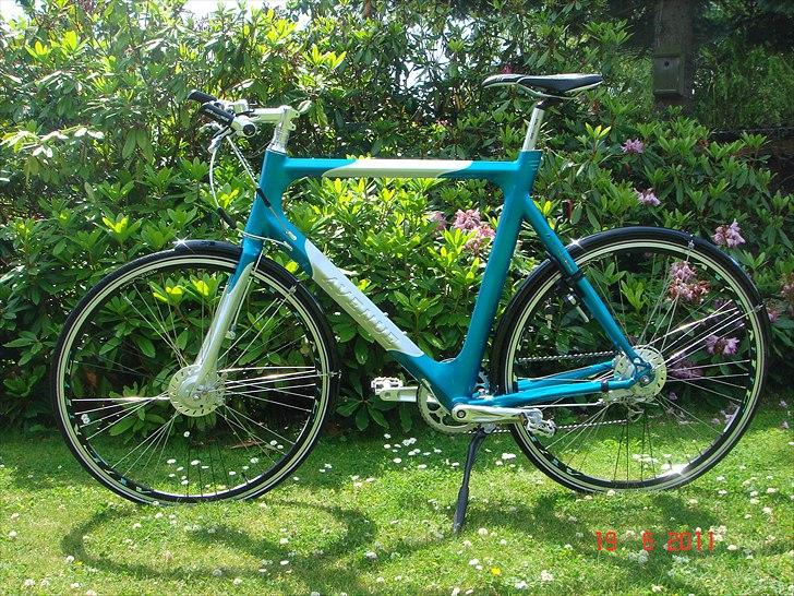 Avenue Airbase - SOLGT billede 1