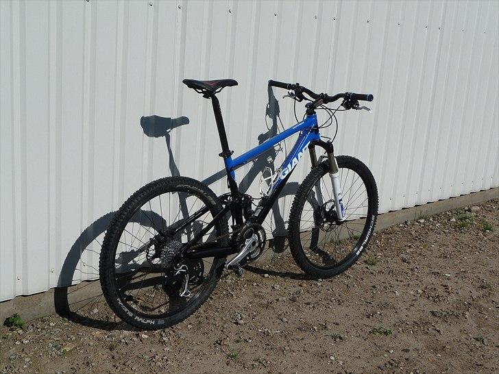 Giant Anthem X 2 09 - 28-06-2011
Komblet Shimano XT - Mangler kun fælge billede 1