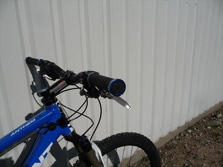 Giant Anthem X 2 09 billede 13