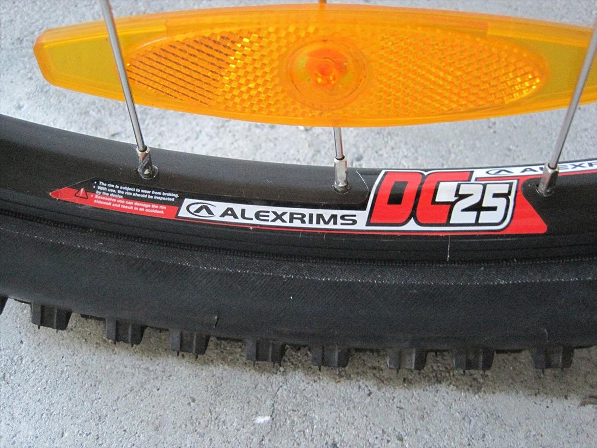 GT Avalanche 3.0 - 26" AlexrimsDC25 i Sort Alu. billede 14