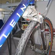 Klein Attitude Race