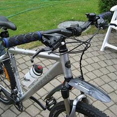 Trek 4300 Disc