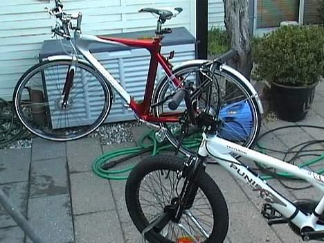 Centurion BMX Freestyle  - samn med min brors nye cykel billede 9