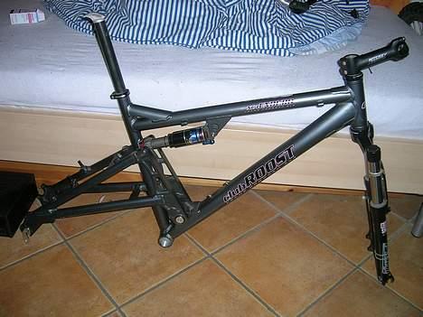 Club Roost XC4 Enduro - Ved at samle biken billede 4
