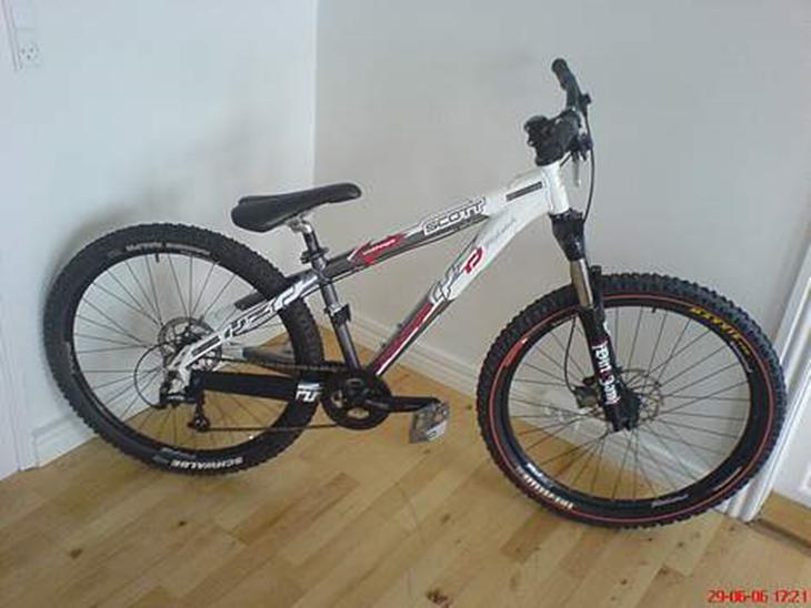 {{currentPhoto.altText}} billede {{currentPhoto.number}}