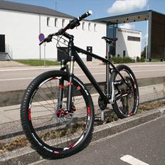 Cube LTD Race Black Anodized 2011