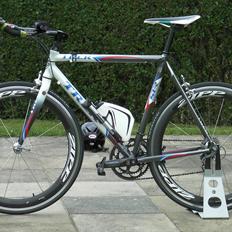 Trek SLR