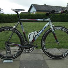 Trek SLR