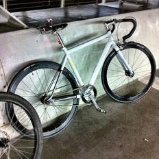 Giant Bowery 84'