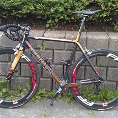 Focus Izalco Extreme