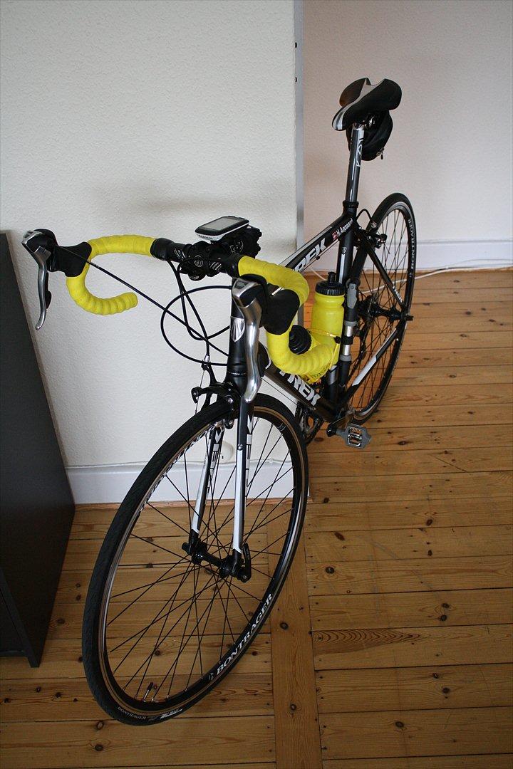 Trek 1.5 Alpha, 2011 - Seneste billede, og sådan som den ser ud i dag med gult styr. billede 1