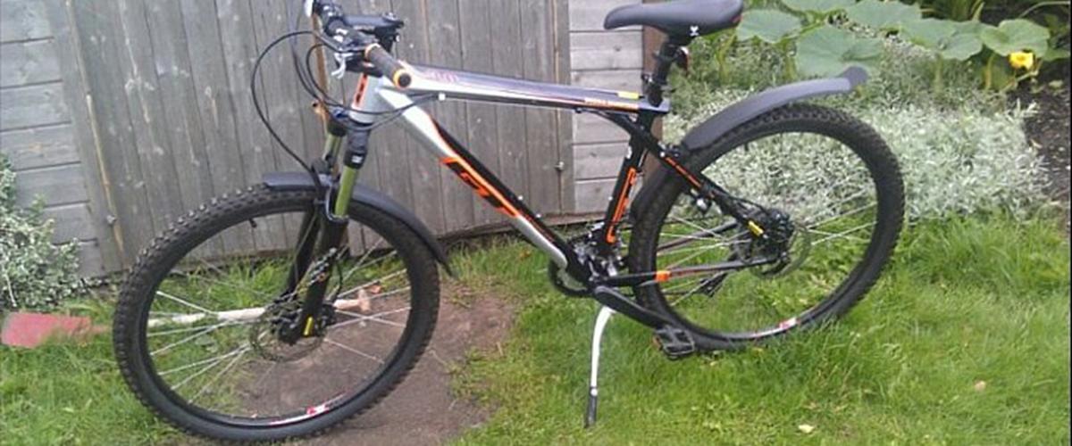 gt avalanche 3.0 mountain bike