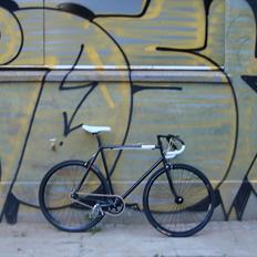 Creme Vinyl Solo Espresso