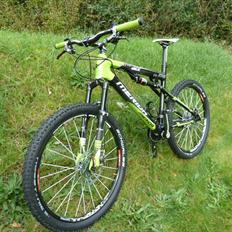 Merida 96 Carbon Team