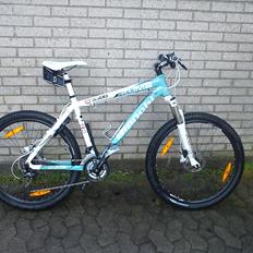 Bianchi Kuma 5300
