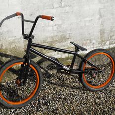 Stolen Helmuth V3 Bike Custom