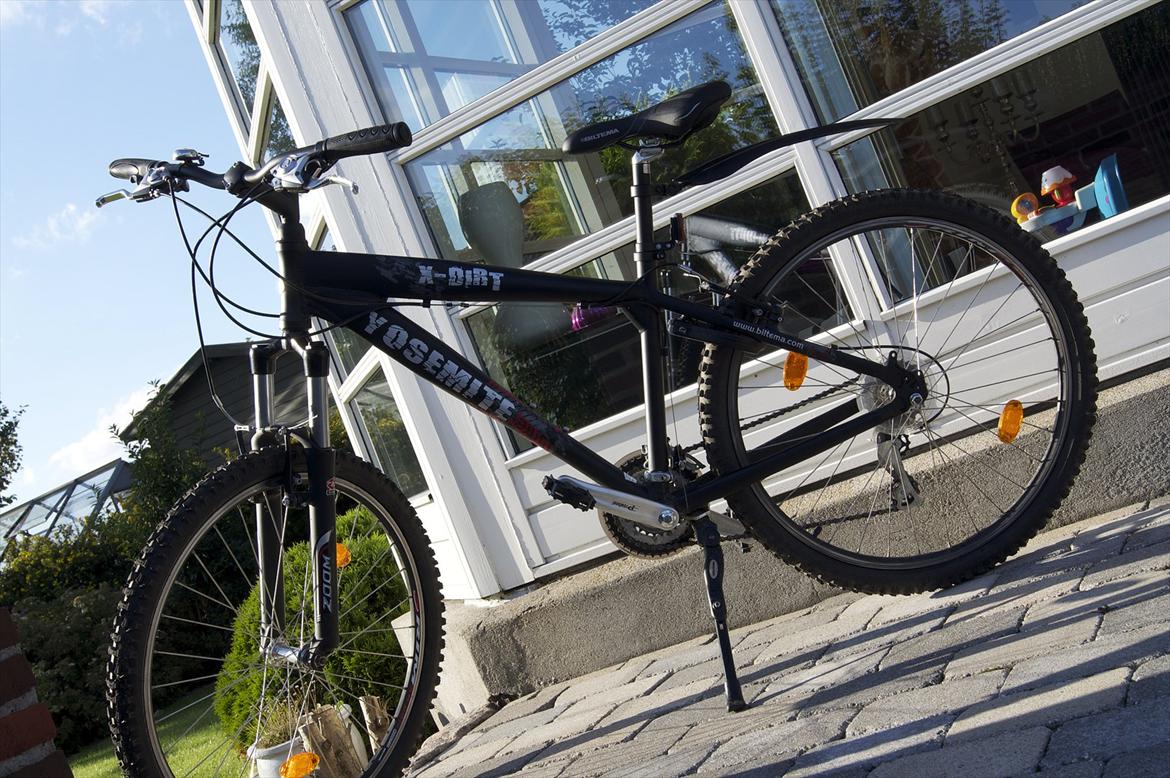 Yosemite X-Dirt - Ja, den er ikke så dyr, men har satme et fedt design! billede 1