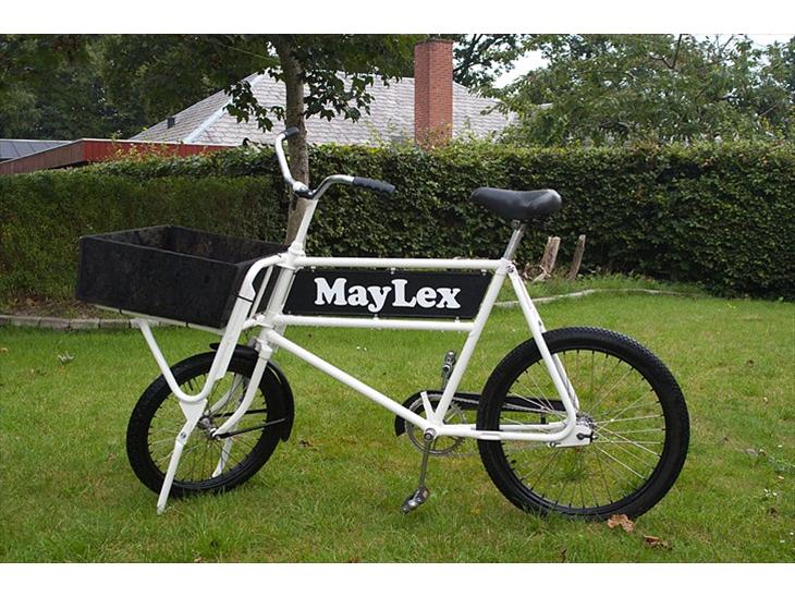 {{currentPhoto.altText}} billede {{currentPhoto.number}}