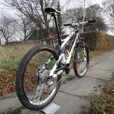 Specialized Epic S-WORKS 2011 Evil P Design