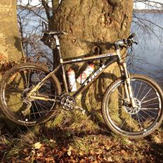 Trek 8500