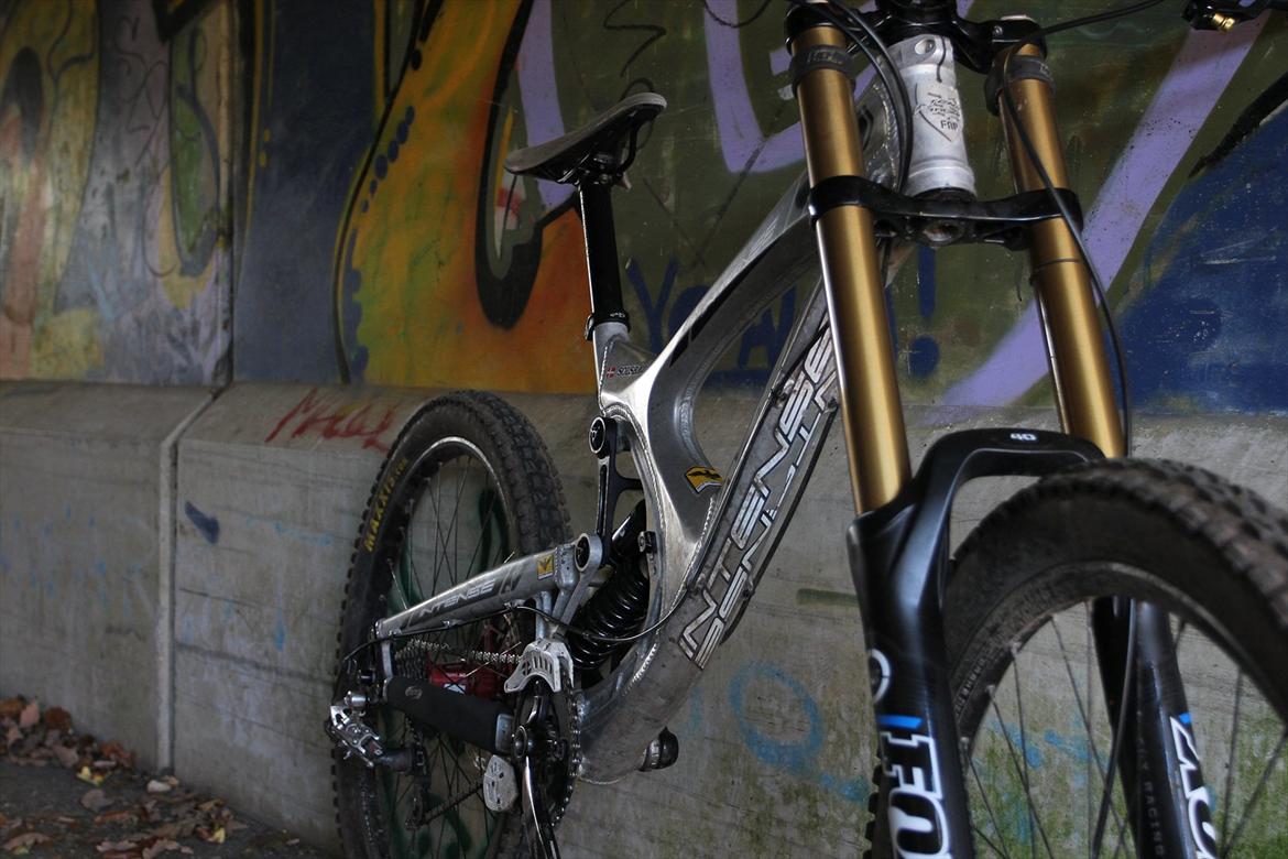 Intense M9 billede 1