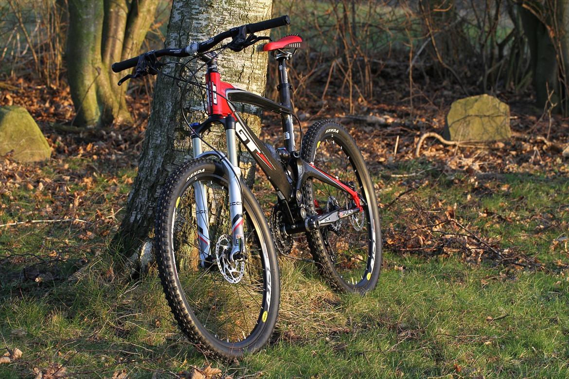 GT Marathon Carbon Expert 2010 billede 2
