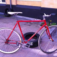 Banani Retro racer