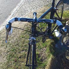 Planet X SL Pro Carbon by Simon Madsen