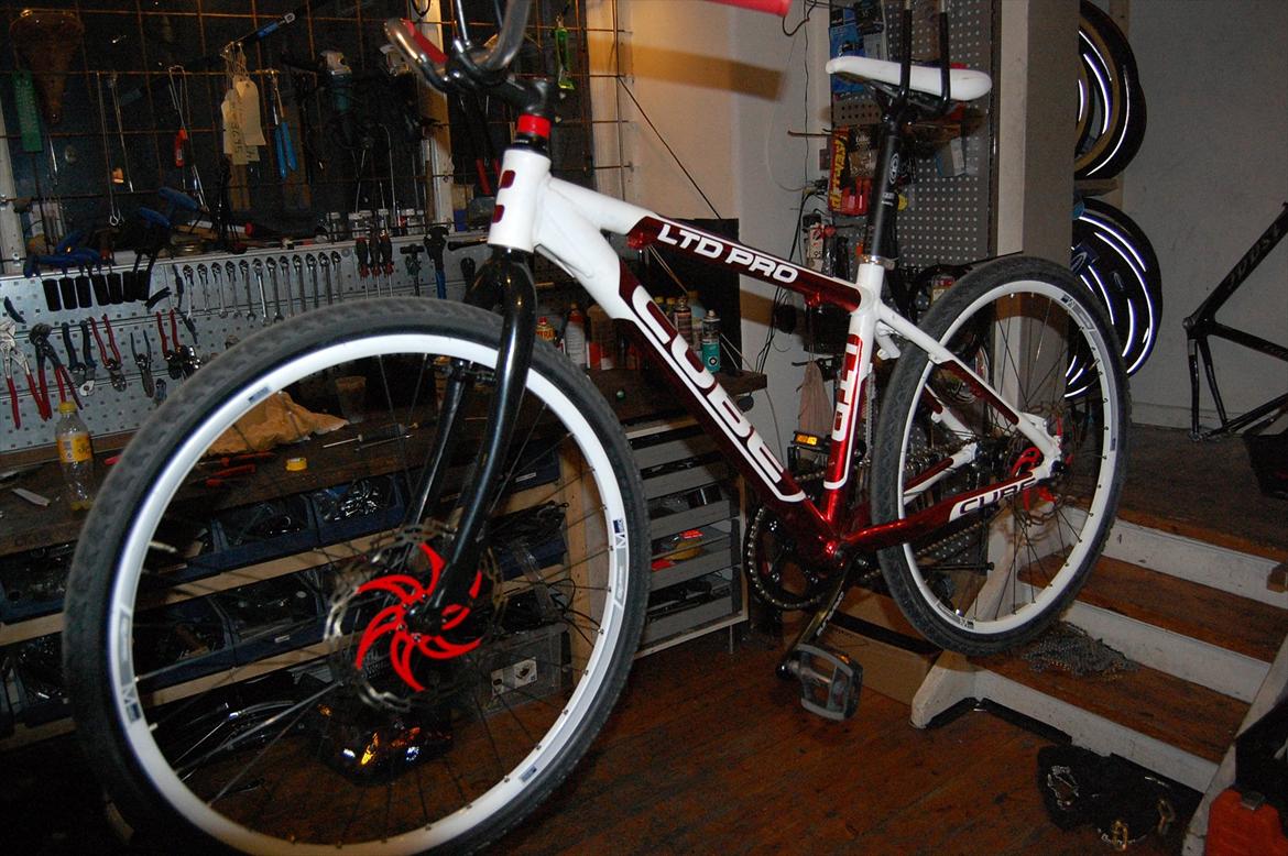 Cube LTD PRO billede 1