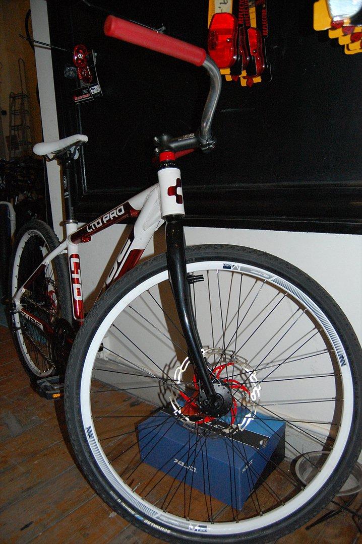 Cube LTD PRO billede 7